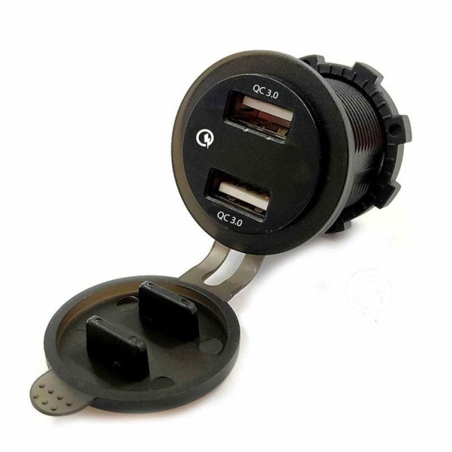 QC Çift USB 3.0 Araç Şarj Cihazı + dijital voltmetre kırmızı QC Çift USB 3.0 Araç Şarj Cihazı + dijital voltmetre kırmızı
